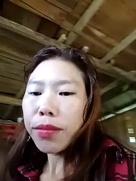 Ngocmi909 online show from 10/25/25, 12:21