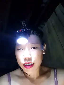 Ngocmi909 online show from 10/18/25, 12:40