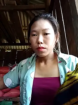 Ngocmi909 online show from 10/18/25, 12:01