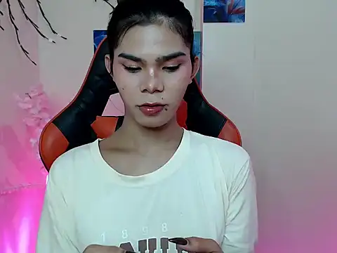 dianne swift online show from 11/05/25, 12:41