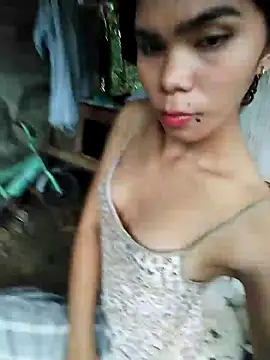 Snapshot of dianne_swift chatting on 01/13/26, 12:04 dianne swift online show from 01/13/26, 12:04