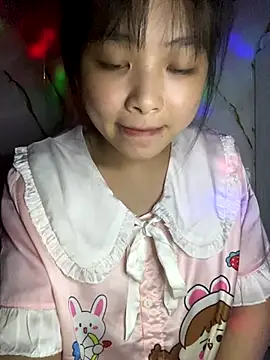 Snapshot of candy___123 chatting on 09/23/25, 02:46 candy   123 online show from 09/23/25, 02:46