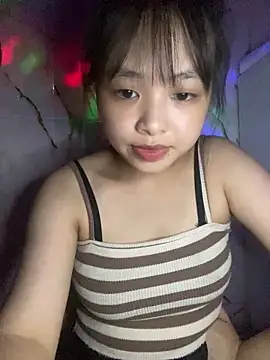 Snapshot of candy___123 chatting on 10/02/25, 03:15 candy   123 online show from 10/02/25, 03:15