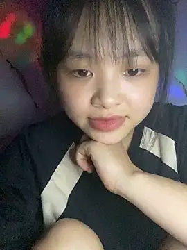 Snapshot of candy___123 chatting on 10/04/25, 02:51 candy   123 online show from 10/04/25, 02:51