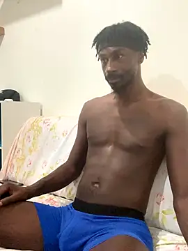 Snapshot of JuicyBlackD83 chatting on 11/10/25, 06:07 JuicyBlackD83 online show from 11/10/25, 06:07