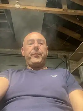 Richmcgee online show from 06/08/26, 07:47