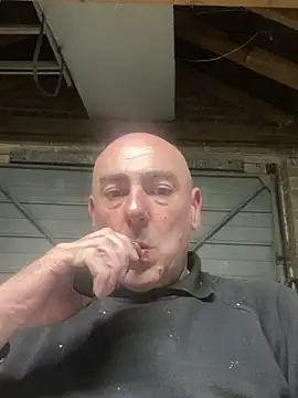 Richmcgee online show from 03/03/26, 08:27