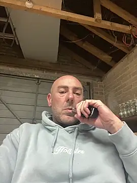 Richmcgee online show from 03/30/26, 07:48