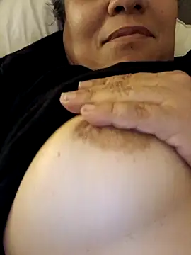 NenaMami74 online show from 11/21/25, 03:38