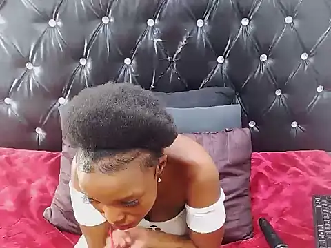 AppleAss02 online show from 03/30/26, 07:48