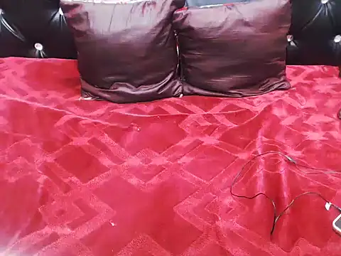 AppleAss02 online show from 02/11/26, 07:14