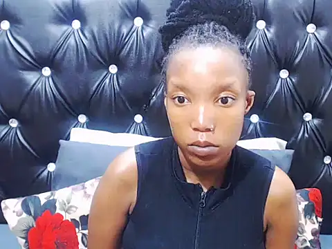 AppleAss02 online show from 01/05/26, 07:17