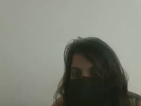 Vaani Singha online show from 02/05/26, 06:09