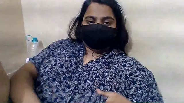 Snapshot of Vaani_Singha chatting on 06/15/26, 07:02 Vaani Singha online show from 06/15/26, 07:02