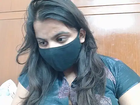 Snapshot of Vaani_Singha chatting on 09/12/25, 12:22 Vaani Singha online show from 09/12/25, 12:22