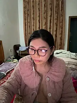 xiiuuff18 online show from 03/05/26, 12:24