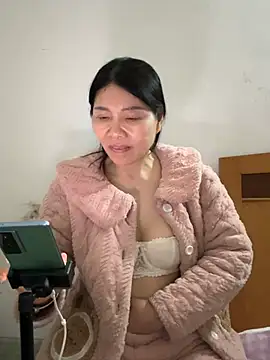 xiiuuff18 online show from 03/20/26, 12:06