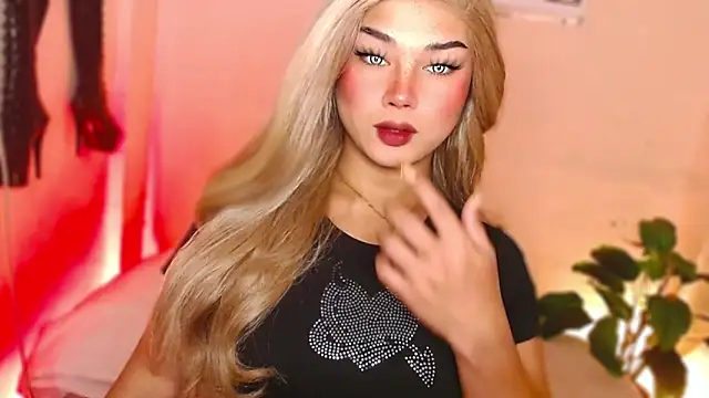 MissRumi Hunter online show from 12/15/25, 07:41