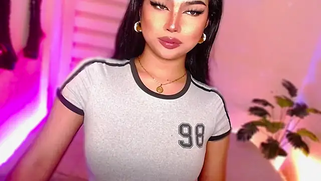 MissRumi Hunter online show from 04/18/26, 02:36