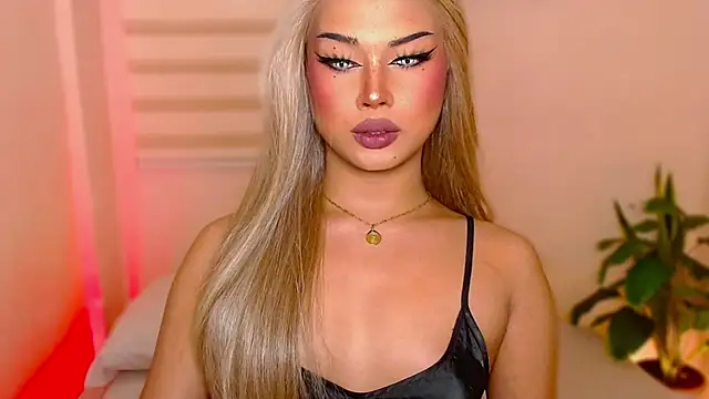 MissRumi Hunter online show from 10/23/25, 08:57