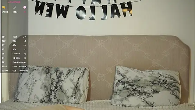 SunAndLuna  online show from 10/20/25, 05:35