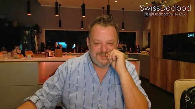 Snapshot of SwissDadbod chatting on 09/16/25, 09:16 SwissDadbod online show from 09/16/25, 09:16