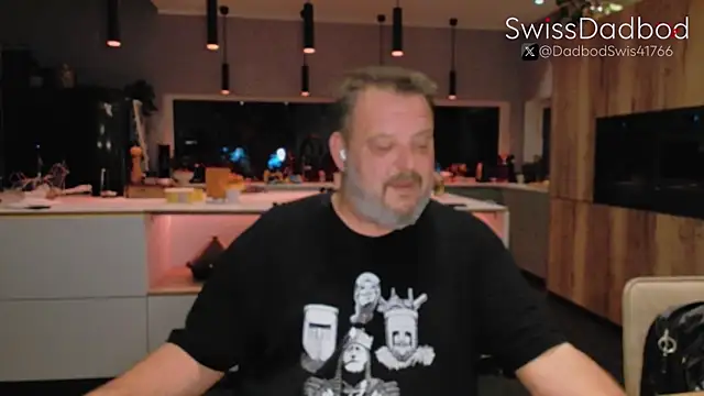 Snapshot of SwissDadbod chatting on 09/13/25, 08:42 SwissDadbod online show from 09/13/25, 08:42