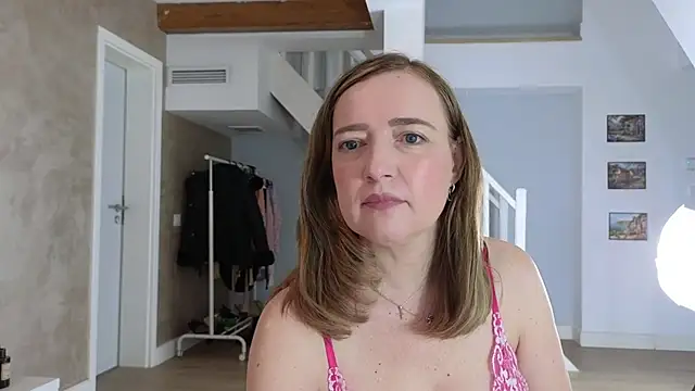 Snapshot of Blue_Angel_Sweet chatting on 12/14/25, 04:40 Blue Angel Sweet online show from 12/14/25, 04:40