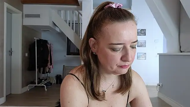 Snapshot of Blue_Angel_Sweet chatting on 02/24/26, 04:24 Blue Angel Sweet online show from 02/24/26, 04:24