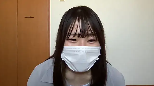 Snapshot of nuu_u chatting on 09/26/25, 12:28 nuu u online show from 09/26/25, 12:28