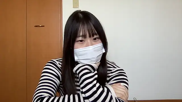 Snapshot of nuu_u chatting on 11/07/25, 02:27 nuu u online show from 11/07/25, 02:27