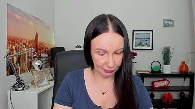 Snapshot of Velvet_Jasmine chatting on 10/06/25, 05:30 Velvet Jasmine online show from 10/06/25, 05:30