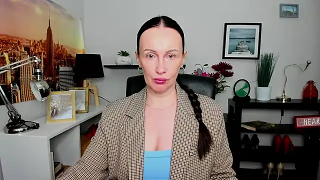 Snapshot of Velvet_Jasmine chatting on 09/19/25, 05:33 Velvet Jasmine online show from 09/19/25, 05:33