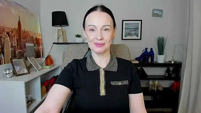 Snapshot of Velvet_Jasmine chatting on 02/20/26, 06:26 Velvet Jasmine online show from 02/20/26, 06:26