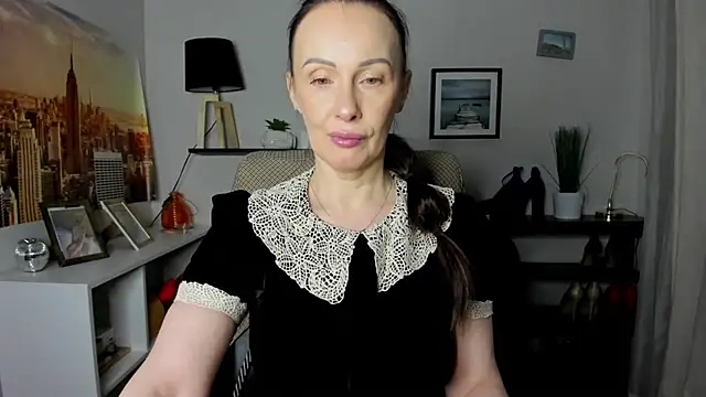 Snapshot of Velvet_Jasmine chatting on 02/12/26, 06:24 Velvet Jasmine online show from 02/12/26, 06:24