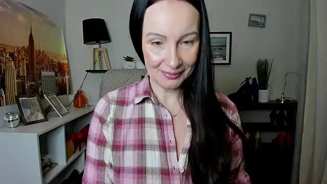 Snapshot of Velvet_Jasmine chatting on 02/24/26, 06:25 Velvet Jasmine online show from 02/24/26, 06:25