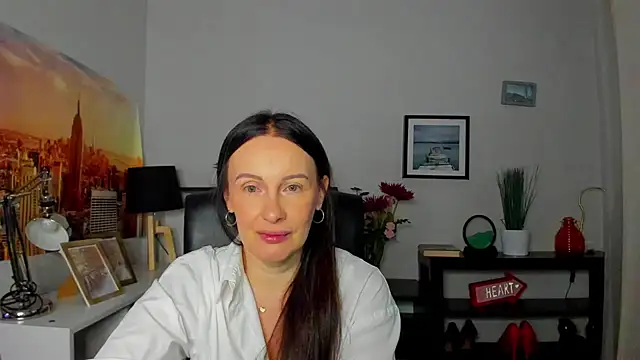 Snapshot of Velvet_Jasmine chatting on 10/01/25, 05:23 Velvet Jasmine online show from 10/01/25, 05:23