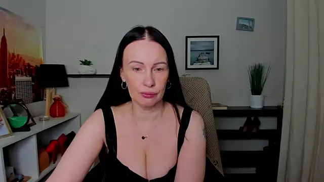 Snapshot of Velvet_Jasmine chatting on 11/25/25, 06:36 Velvet Jasmine online show from 11/25/25, 06:36