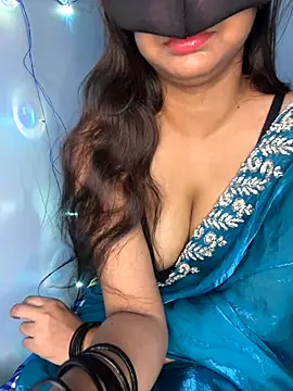Hott Nikita online show from 09/13/25, 07:52