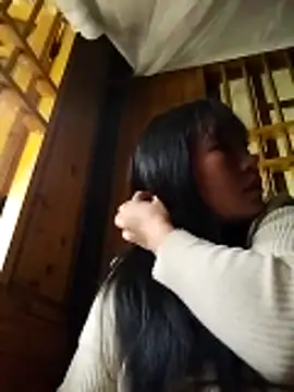 miss-su online show from 11/16/25, 01:21