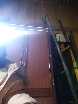 miss-su online show from 11/28/25, 12:49