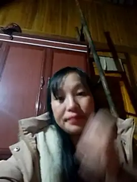 miss-su online show from 11/29/25, 01:11