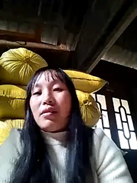 miss-su online show from 12/01/25, 02:01