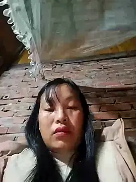 miss-su online show from 11/27/25, 11:05