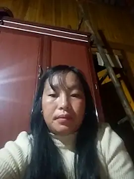 miss-su online show from 11/26/25, 10:54