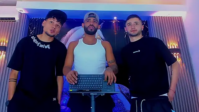 Extreme boys2 online show from 09/10/25, 04:11