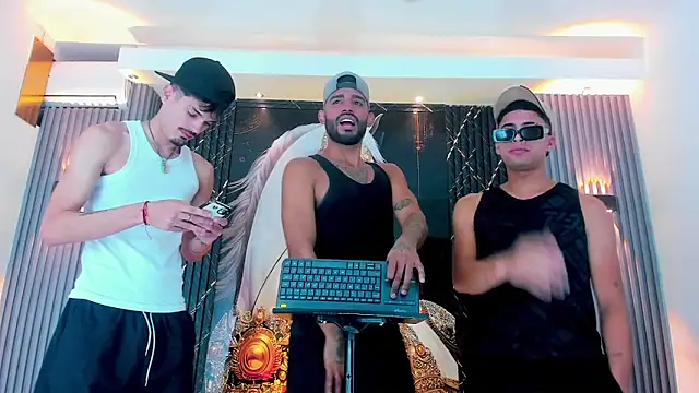 Extreme boys2 online show from 10/17/25, 01:46