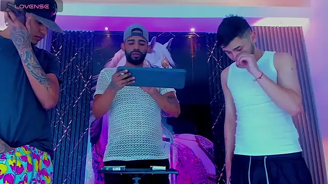 Extreme boys2 online show from 09/09/25, 04:22