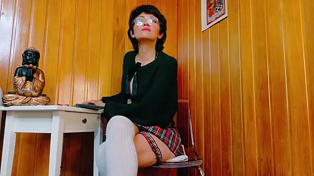 Zafiro Gem  online show from 10/21/25, 09:14