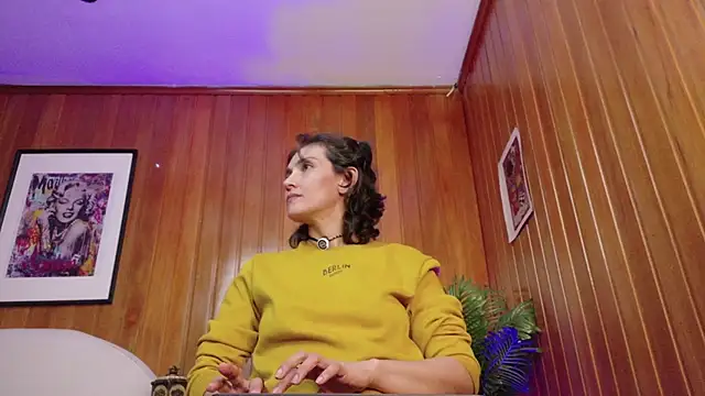 Zafiro Gem  online show from 02/08/26, 09:18